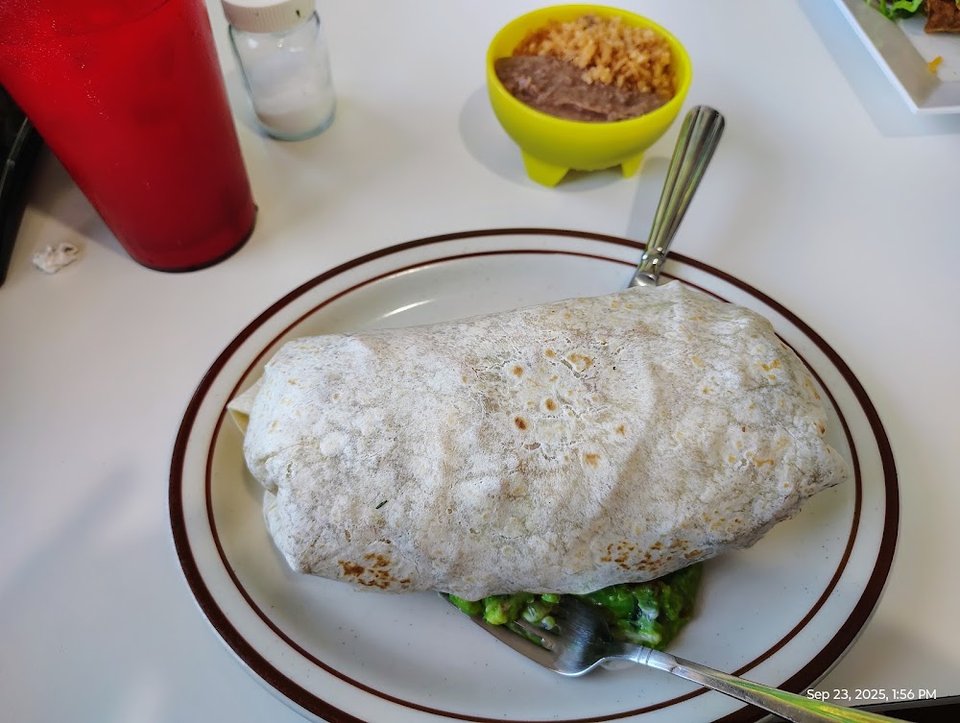 Lengua Super Burrito